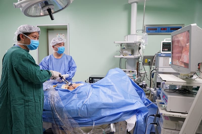 胃肠腹壁疝外科