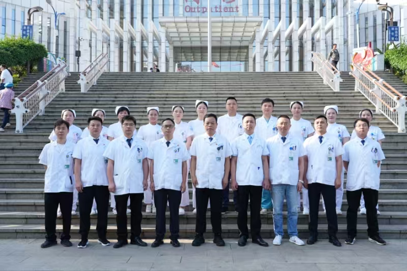 【优护心声】创伤骨科冯光鲜：疗骨之术，疗心之温